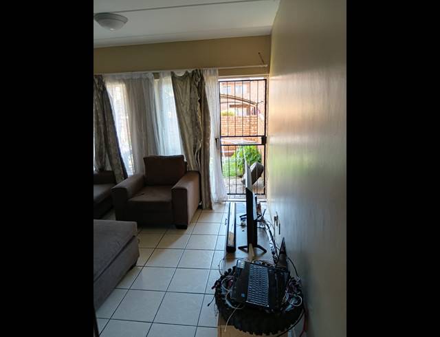 2 BEDROOM APARTMENT FOR SALE IN CLARINA